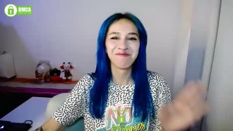 Maca online show from December 17, 2025, 10:05 pm