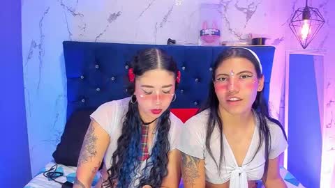 dakotaa_johnson online show from March 26, 2026, 1:44 am