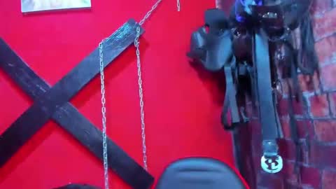 Mariana online show from April 5, 2026, 4:31 am