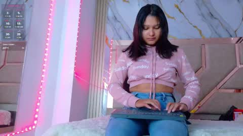 dakotatylerrr online show from April 14, 2026, 11:05 am