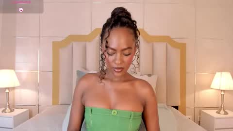    online show from October 26, 2025, 3:29 pm