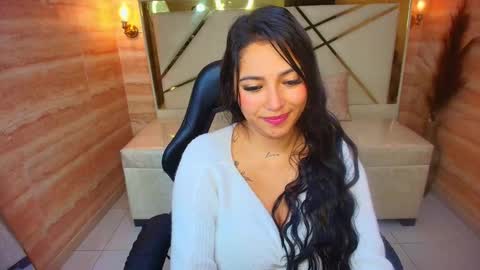 Snapshot of dakotha_v chatting on February 4, 2026, 3:12 am Dakotha online show from February 4, 2026, 3:12 am