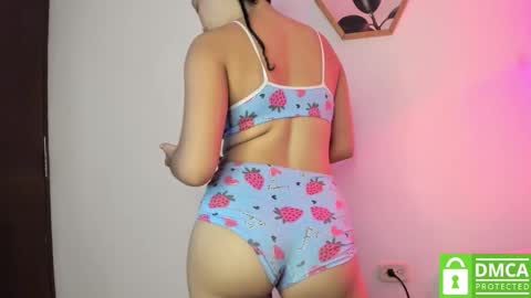 Snapshot of dalhila chatting on November 2, 2025, 11:34 am D A L H I L A online show from November 2, 2025, 11:34 am