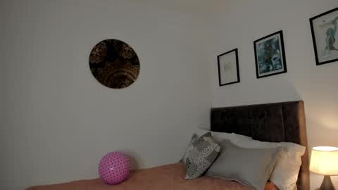 Snapshot of dalhila chatting on January 19, 2026, 12:36 am D A L H I L A online show from January 19, 2026, 12:36 am