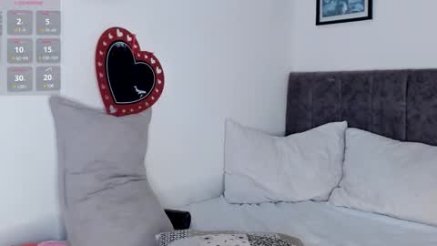 Snapshot of dalhila chatting on February 11, 2026, 1:49 pm D A L H I L A online show from February 11, 2026, 1:49 pm