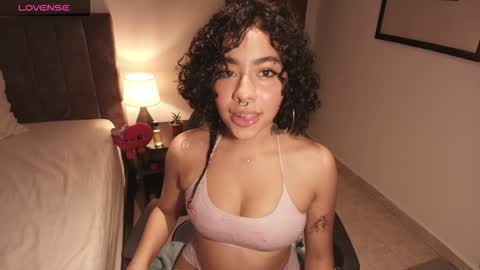 Snapshot of dalhila chatting on February 21, 2026, 2:18 pm D A L H I L A online show from February 21, 2026, 2:18 pm