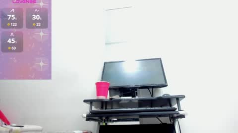  Ren  online show from December 22, 2024, 3:22 am
