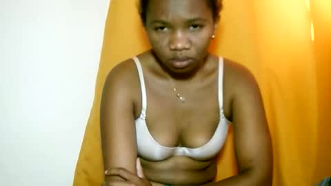 daliabella online show from September 24, 2025, 7:12 am