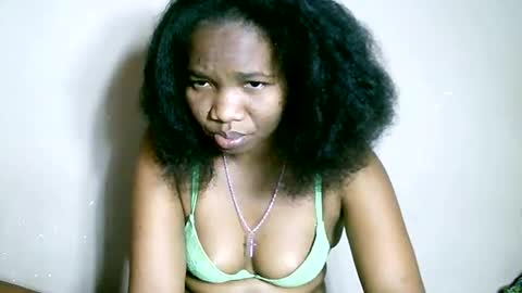 daliabella online show from October 15, 2025, 8:47 am