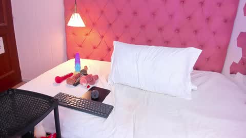 Snapshot of daliascoth chatting on January 17, 2025, 10:56 pm Dalia online show from January 17, 2025, 10:56 pm