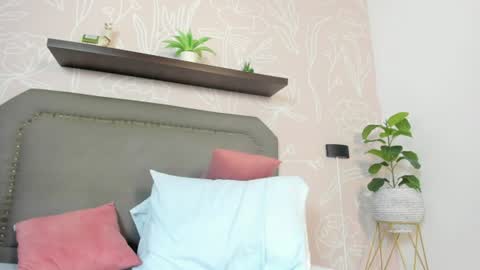 Dalila online show from July 9, 2026, 2:26 am