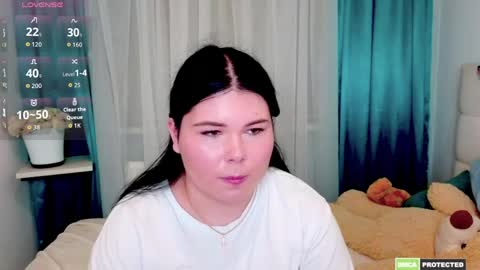 Dalila online show from April 22, 2026, 9:33 am