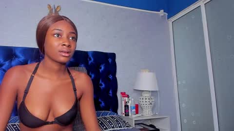 Snapshot of dalilaqueenthe1 chatting on October 3, 2025, 12:13 pm Dalila online show from October 3, 2025, 12:13 pm
