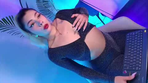 dalilathoms online show from January 10, 2026, 9:16 pm