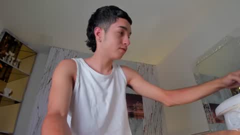 Snapshot of dallen_grant chatting on July 18, 2026, 1:37 pm Dallen Grant online show from July 18, 2026, 1:37 pm