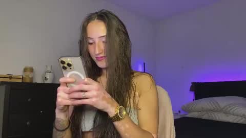 dalmatian_girl online show from June 1, 2026, 6:53 pm