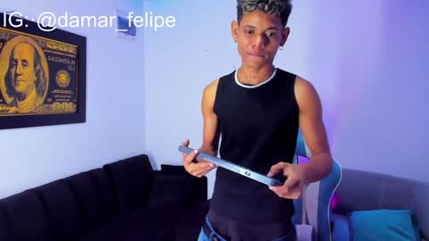damar_felipe online show from January 13, 2025, 5:55 am