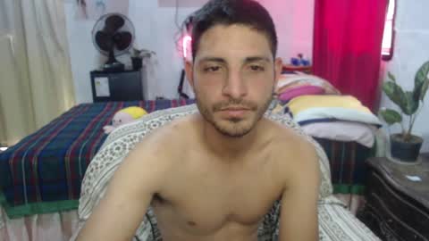 Snapshot of damian_29 chatting on April 4, 2026, 7:44 pm Damian online show from April 4, 2026, 7:44 pm