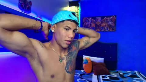 Snapshot of damian_latinxxx chatting on January 27, 2025, 7:14 am Damian online show from January 27, 2025, 7:14 am
