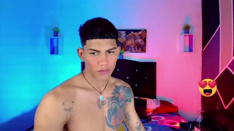 Snapshot of damian_latinxxx chatting on March 6, 2025, 5:33 pm Damian online show from March 6, 2025, 5:33 pm