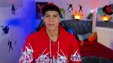 Snapshot of damian_latinxxx chatting on September 21, 2025, 1:51 am Damian online show from September 21, 2025, 1:51 am