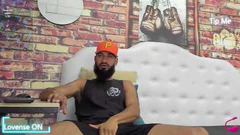 damian_shakur online show from February 24, 2026, 12:14 pm