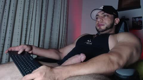 Snapshot of damiannstonexxx chatting on May 12, 2026, 6:43 am Danny online show from May 12, 2026, 6:43 am