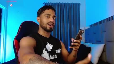 Snapshot of damiano_walker chatting on February 1, 2026, 4:22 am damiano_walker online show from February 1, 2026, 4:22 am