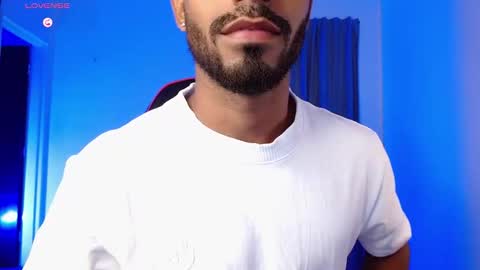 Snapshot of damiano_walker chatting on February 14, 2026, 4:20 am damiano_walker online show from February 14, 2026, 4:20 am