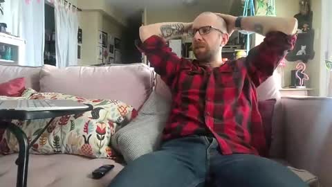 damien_mace online show from December 24, 2024, 5:44 pm