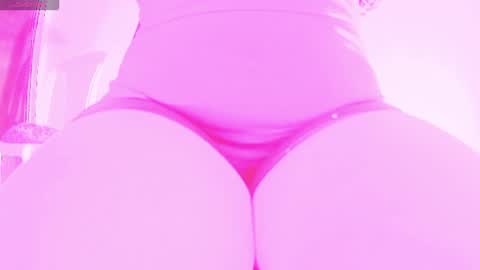 Snapshot of dammmtry chatting on August 2, 2026, 10:46 am Sophie online show from August 2, 2026, 10:46 am