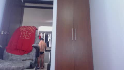 Snapshot of dammuscle chatting on May 7, 2026, 5:07 pm dammuscle online show from May 7, 2026, 5:07 pm