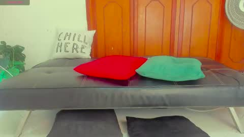 Snapshot of damn_fantasy chatting on December 24, 2024, 3:26 pm Kary-- independent model Schedule 0530am-1000am colombian time online show from December 24, 2024, 3:26 pm