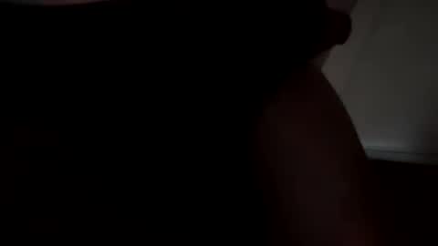 Snapshot of damnimhandsome25 chatting on February 20, 2025, 12:41 am Clyde online show from February 20, 2025, 12:41 am