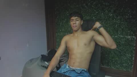 Snapshot of damon_sw chatting on November 29, 2025, 5:49 pm damon online show from November 29, 2025, 5:49 pm