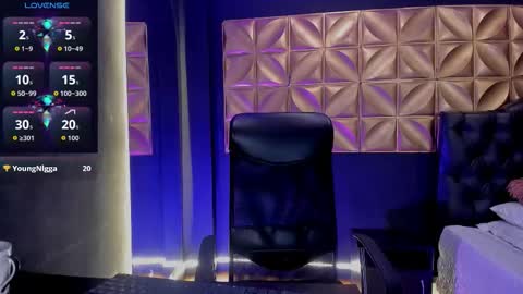 Snapshot of damoncolin chatting on October 15, 2025, 2:39 pm Damon online show from October 15, 2025, 2:39 pm