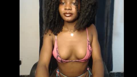 Snapshot of damsel8 chatting on January 17, 2026, 5:38 pm leah online show from January 17, 2026, 5:38 pm