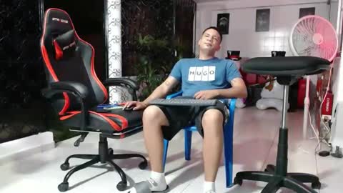 damyan_2003 online show from January 8, 2025, 1:11 am