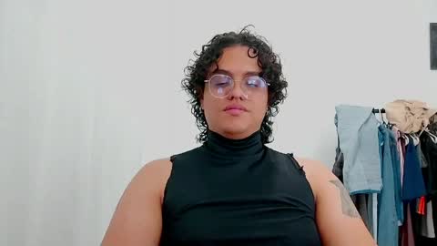 Diane Blosson online show from April 7, 2026, 12:44 am