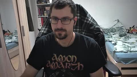 King Dan online show from November 10, 2025, 8:52 pm