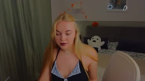 Dana online show from October 28, 2025, 6:32 pm