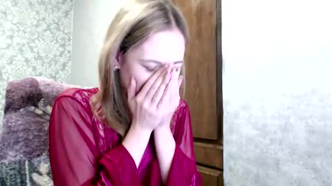 Dana SmileX online show from October 6, 2025, 6:27 pm