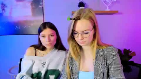 dana_sweet__ online show from October 11, 2025, 8:57 am