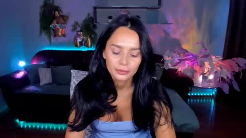 Snapshot of danamiers chatting on February 9, 2026, 3:43 am DanaMiers online show from February 9, 2026, 3:43 am