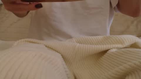 Snapshot of danaperfect chatting on November 6, 2025, 11:55 am Daniella online show from November 6, 2025, 11:55 am