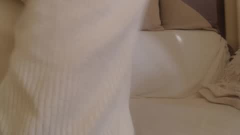 Snapshot of danaperfect chatting on November 25, 2025, 10:48 am Daniella online show from November 25, 2025, 10:48 am