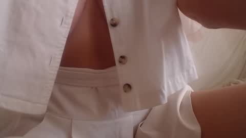 Snapshot of danaperfect chatting on November 26, 2025, 10:27 am Daniella online show from November 26, 2025, 10:27 am