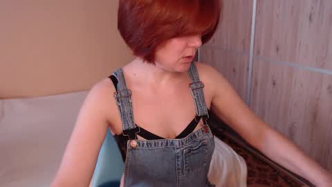 danbie_leen online show from March 26, 2026, 10:43 am