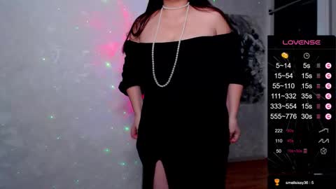 Snapshot of dandelionynyyy chatting on November 20, 2025, 5:29 am Edel online show from November 20, 2025, 5:29 am