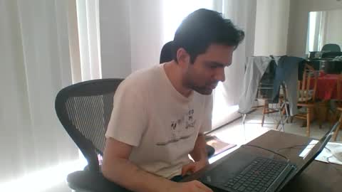 dandyriver online show from February 27, 2025, 7:04 pm